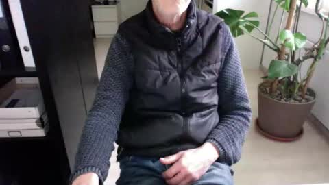 tiburzio online show from December 1, 2:00 pm