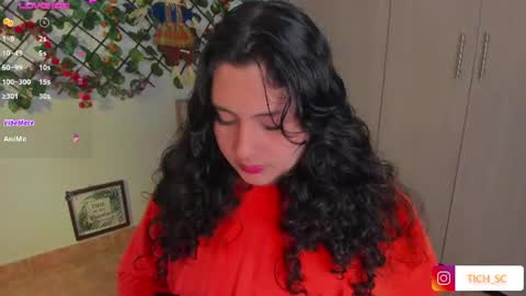 Snapshot of tich___ chatting on June 16, 1:14 pm tich___ online show from June 16, 1:14 pm