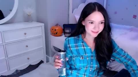 ticketshow online show from October 31, 12:44 am