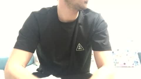 Snapshot of ticusalcianu20 chatting on February 24, 10:52 pm ticusalcianu20 online show from February 24, 10:52 pm