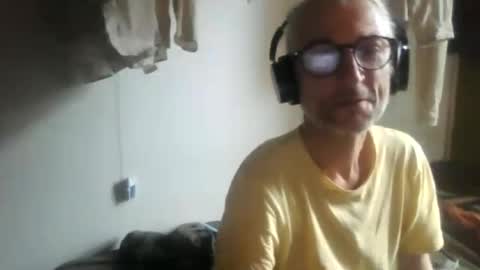 Snapshot of tiddles12345 chatting on June 15, 6:10 pm tiddles12345 online show from June 15, 6:10 pm