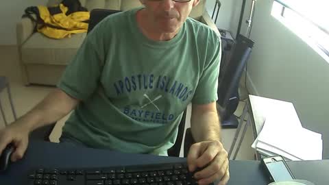 JustMe online show from December 30, 7:53 pm