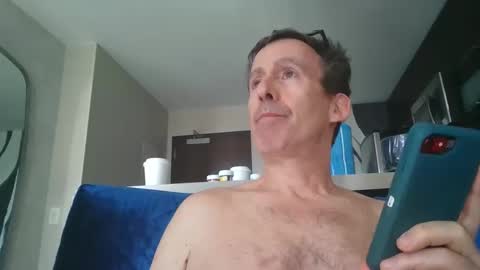 JustMe online show from January 11, 5:51 pm