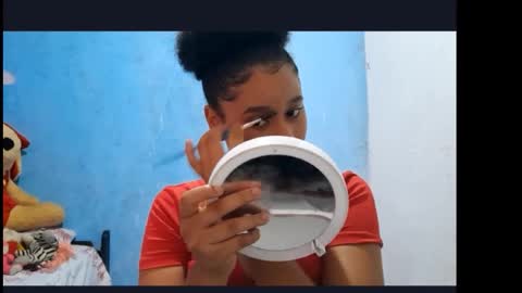 Snapshot of tieshakalaf chatting on February 18, 12:12 pm Jessie online show from February 18, 12:12 pm