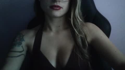 Tifanny online show from April 21, 9:39 pm