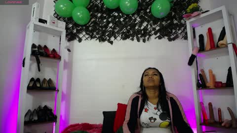 Tifanny Nails  online show from April 7, 12:27 pm