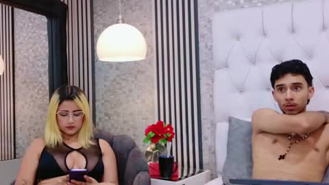 Ethan and Tifanny online show from March 5, 2:51 am