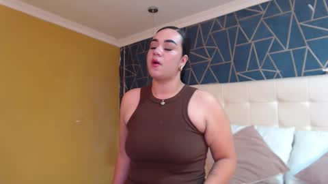 TifannyDunss online show from October 20, 2:34 am