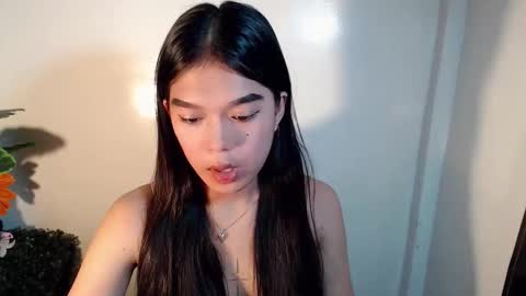 Snapshot of tiffany_amberx chatting on April 30, 9:30 pm tiffany_amberx online show from April 30, 9:30 pm