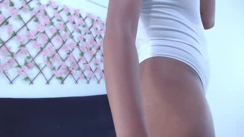 Snapshot of tiffany_gomez9 chatting on June 4, 1:33 am Tiffany online show from June 4, 1:33 am