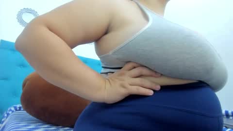 Snapshot of tiffany_hot19_ chatting on October 6, 1:14 am tiffany  online show from October 6, 1:14 am