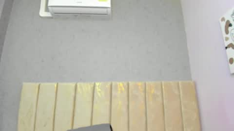 Snapshot of tiffany_mendez chatting on May 30, 12:02 pm tiffany_mendez online show from May 30, 12:02 pm