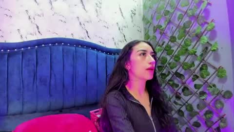 TiffanyDream8 online show from June 25, 7:07 pm