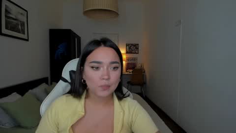 Snapshot of tiffanyflynn chatting on December 13, 11:39 pm Tiffany online show from December 13, 11:39 pm