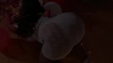 Snapshot of tiffanymena1 chatting on May 5, 7:27 am tifanny online show from May 5, 7:27 am