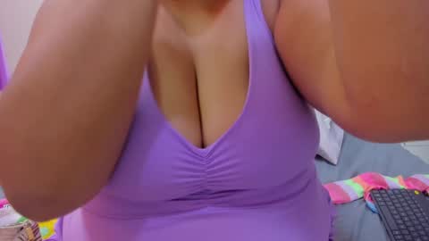 Tiffany Miller online show from December 21, 1:53 pm