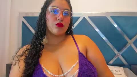 Snapshot of tiffanymiller01 chatting on July 29, 1:31 pm Tiffany Miller online show from July 29, 1:31 pm