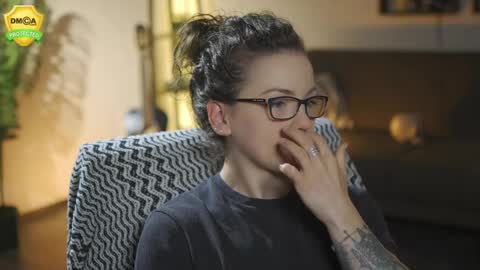 Snapshot of tiffanyriox chatting on June 2, 12:12 am tiffanyriox online show from June 2, 12:12 am