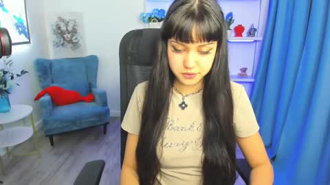 tiffanyyoun online show from March 16, 12:31 pm