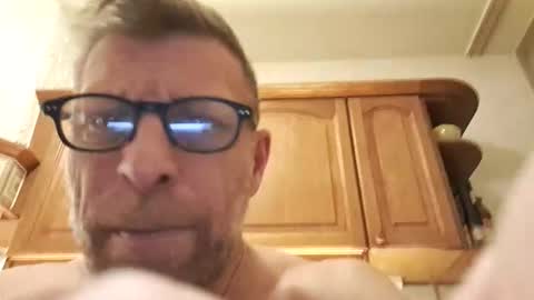 Snapshot of tigermatt76e chatting on February 13, 7:43 pm tigermatt76e online show from February 13, 7:43 pm