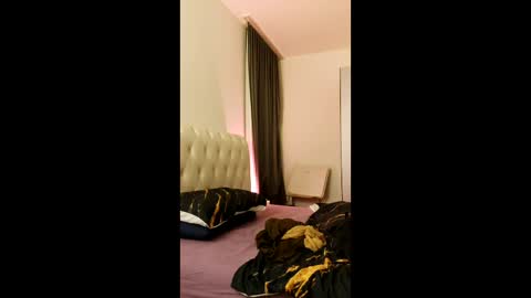 Snapshot of tigermatt76e chatting on March 2, 9:32 pm tigermatt76e online show from March 2, 9:32 pm