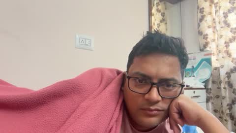 Snapshot of tigertinku chatting on November 16, 4:29 am tigertinku online show from November 16, 4:29 am