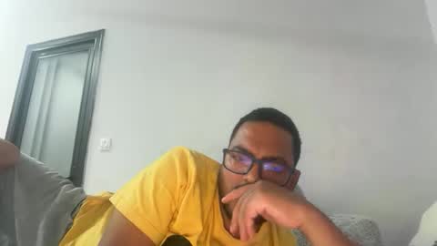 Snapshot of tigertinku chatting on May 17, 6:04 pm tigertinku online show from May 17, 6:04 pm