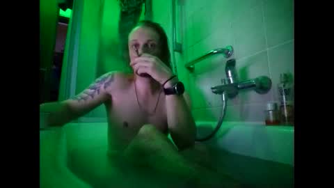 Snapshot of tigertrance chatting on December 23, 7:06 am tigertrance online show from December 23, 7:06 am