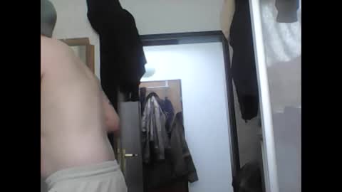 Snapshot of tigertrance chatting on March 8, 8:55 am tigertrance online show from March 8, 8:55 am