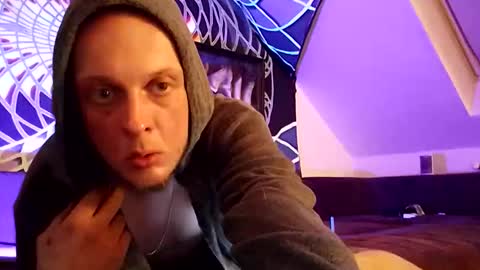 Snapshot of tigertrance chatting on March 10, 6:24 pm tigertrance online show from March 10, 6:24 pm