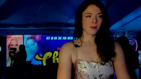 Snapshot of tiggerrosey chatting on February 1, 2:37 am   All my Links online show from February 1, 2:37 am