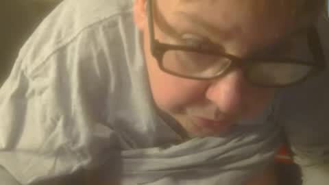Snapshot of tight_kitty55 chatting on April 27, 3:54 pm tight Kitty55 online show from April 27, 3:54 pm