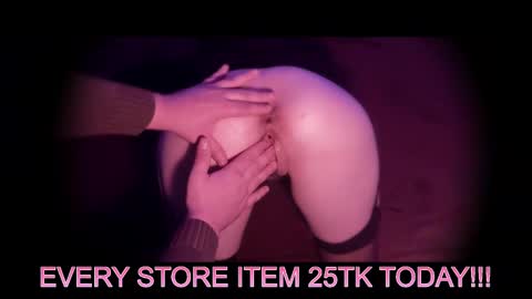 Snapshot of tightnylons chatting on March 3, 11:22 am TightNylons online show from March 3, 11:22 am