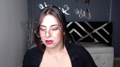 Tiina  online show from January 8, 1:41 pm