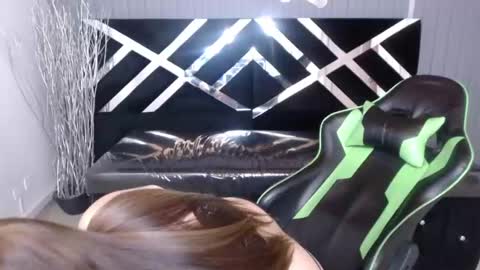 Tiina  online show from January 24, 4:49 pm