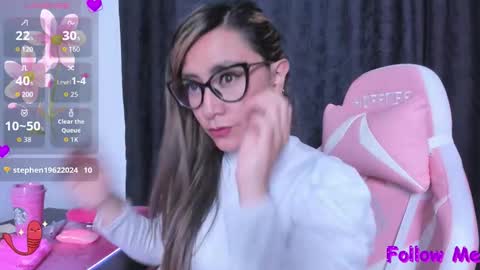 TILA TEQUILA online show from March 13, 4:13 pm