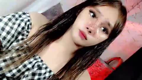 Snapshot of timea_slut69xx chatting on November 13, 10:58 am Happy Birthday To Me online show from November 13, 10:58 am