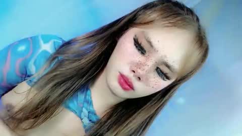 Snapshot of timea_slut69xx chatting on February 20, 7:43 am Happy Birthday To Me online show from February 20, 7:43 am
