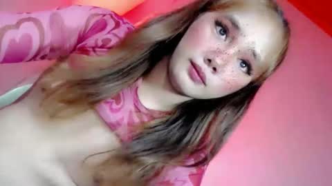 Snapshot of timea_slut69xx chatting on May 19, 11:33 pm Happy Birthday To Me online show from May 19, 11:33 pm