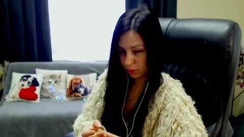 Snapshot of timeparadice chatting on April 24, 8:06 am Luisa online show from April 24, 8:06 am