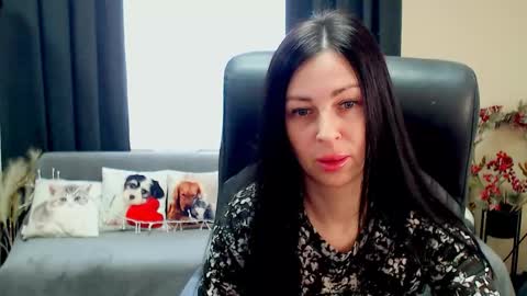 Snapshot of timeparadice chatting on May 29, 8:23 am Luisa online show from May 29, 8:23 am