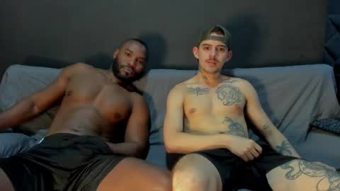 Snapshot of timothy_eliot chatting on April 23, 4:03 am wanna play bareback uncut colombian couple new twink bbk online show from April 23, 4:03 am