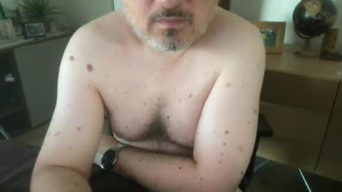 Snapshot of timus282259 chatting on June 25, 7:13 am timus282259 online show from June 25, 7:13 am