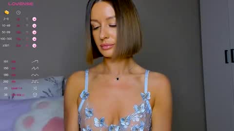 Snapshot of tina__bestie chatting on February 28, 8:37 am Tina online show from February 28, 8:37 am