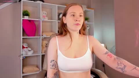 Stella online show from February 19, 9:16 am