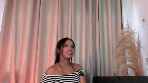 T I N A online show from February 21, 4:52 pm