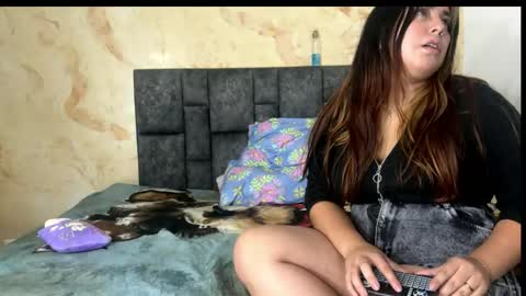 Snapshot of tina_russo chatting on April 21, 3:24 am tina_russo online show from April 21, 3:24 am