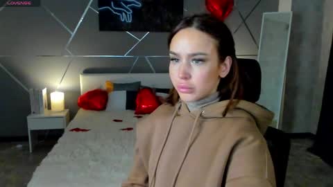 Snapshot of tina_xx_tina chatting on March 31, 1:40 am Kristina online show from March 31, 1:40 am