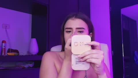 Snapshot of tinaajones_ chatting on May 25, 4:18 am Tina online show from May 25, 4:18 am