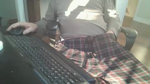 Snapshot of tincup430 chatting on December 2, 12:18 pm 5 day load on deck online show from December 2, 12:18 pm